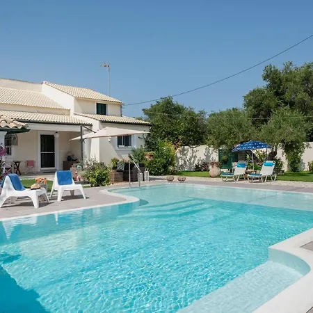 Βίλα Corfu Linea *