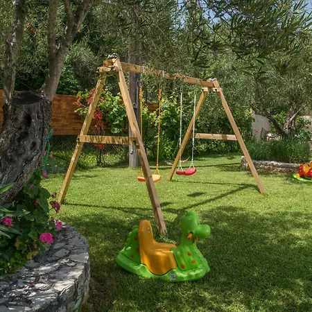 Corfu Linea Λίνια